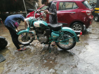 Royal Enfield Classic 500