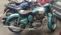 Royal Enfield Classic 500