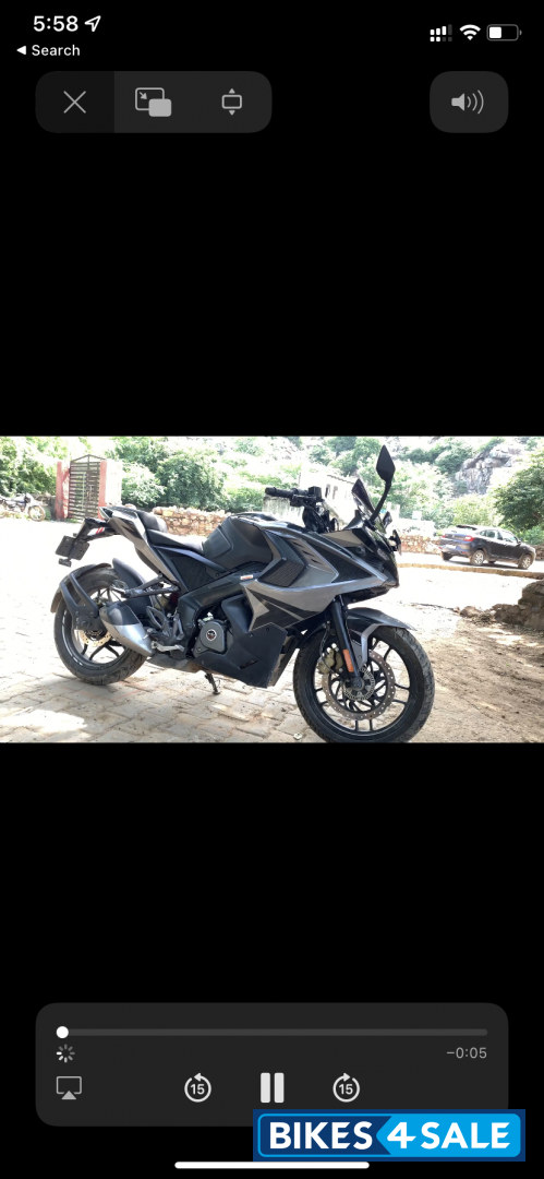 Bajaj Pulsar RS 200 BS6