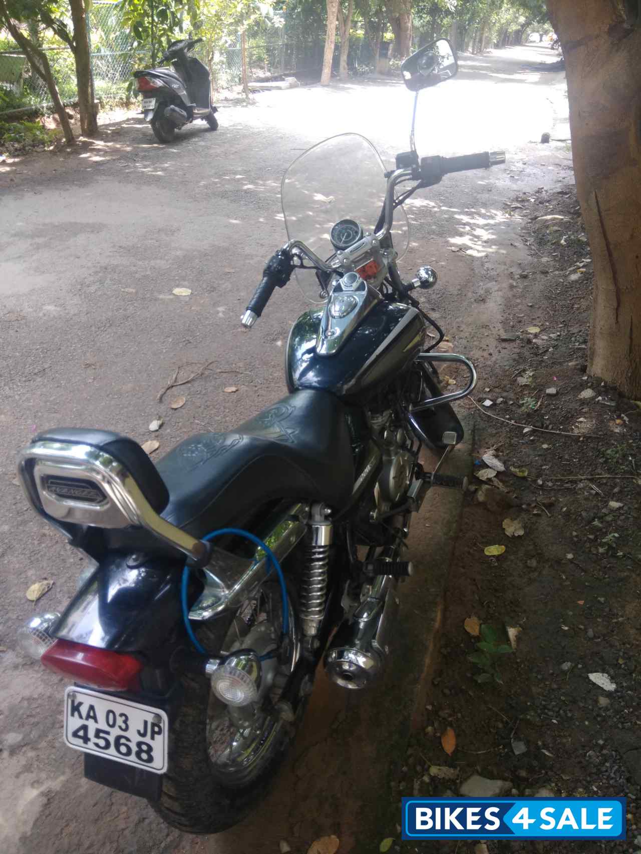 Bajaj Avenger Cruise 220