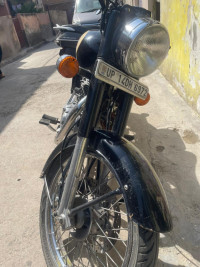 Black Royal Enfield Classic 350