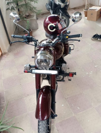 Royal Enfield Classic 500