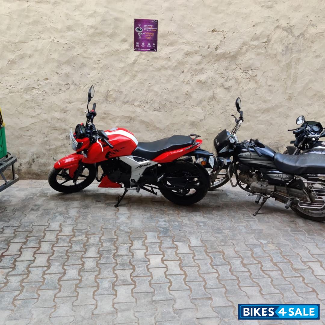 TVS Apache RTR 160 4V