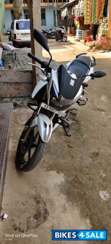 TVS Apache RTR 180 BS6