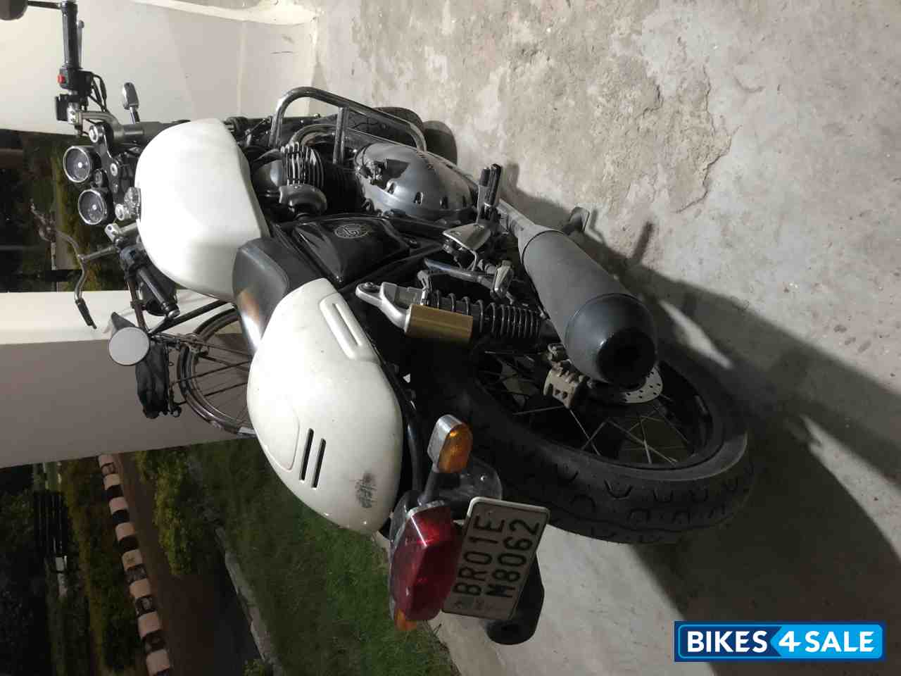 Ice Queen Royal Enfield Continental GT 650 Twin