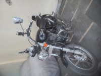 Black Royal Enfield Thunderbird 350