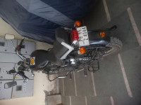 Black Royal Enfield Thunderbird 350