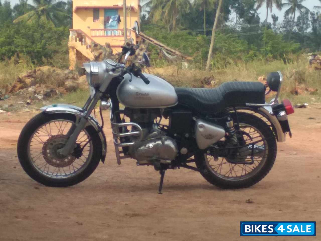 Silver Royal Enfield Bullet 350 ES