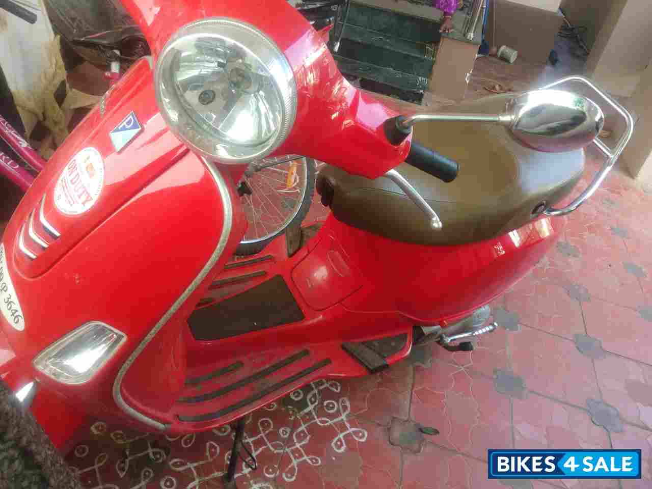 Vespa VXL 125