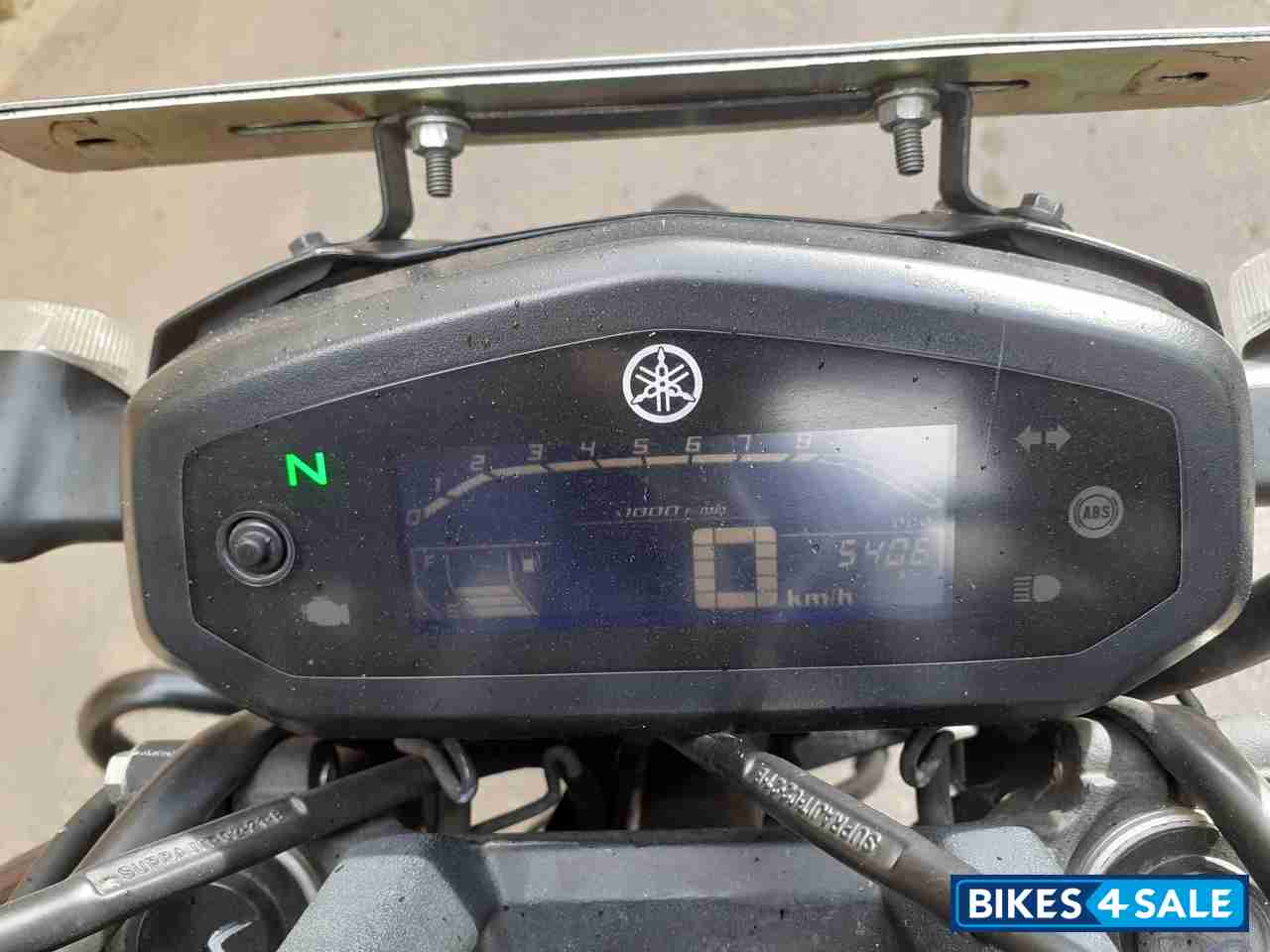 Black Yamaha FZ FI V3