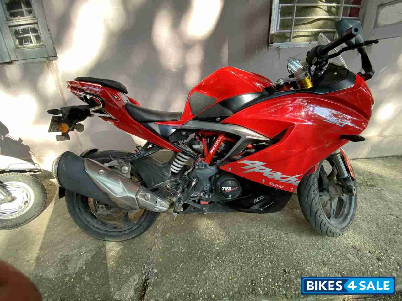Ref TVS Apache RR 310