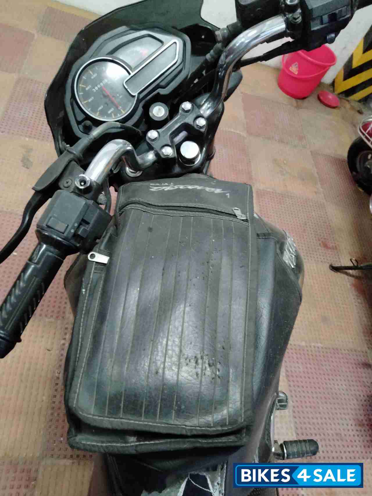 Bajaj Discover 150 S