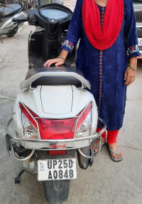Pearl Precious White Honda Activa 6G