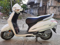 Pearl Precious White Honda Activa 6G
