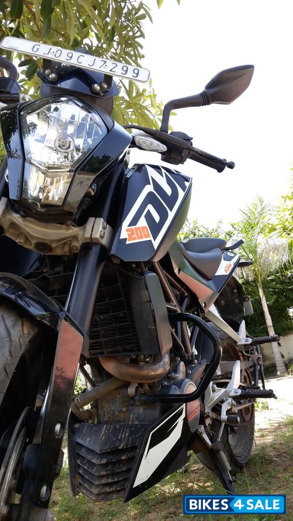 KTM Duke 200