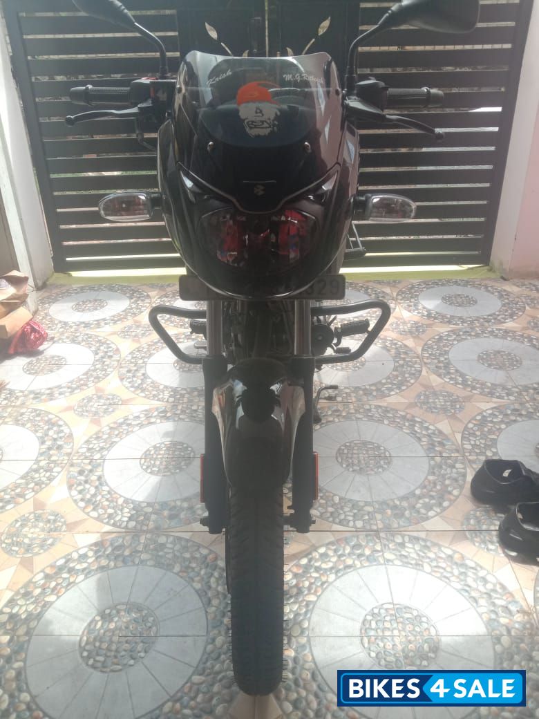 Black Bajaj Pulsar 150 Neon