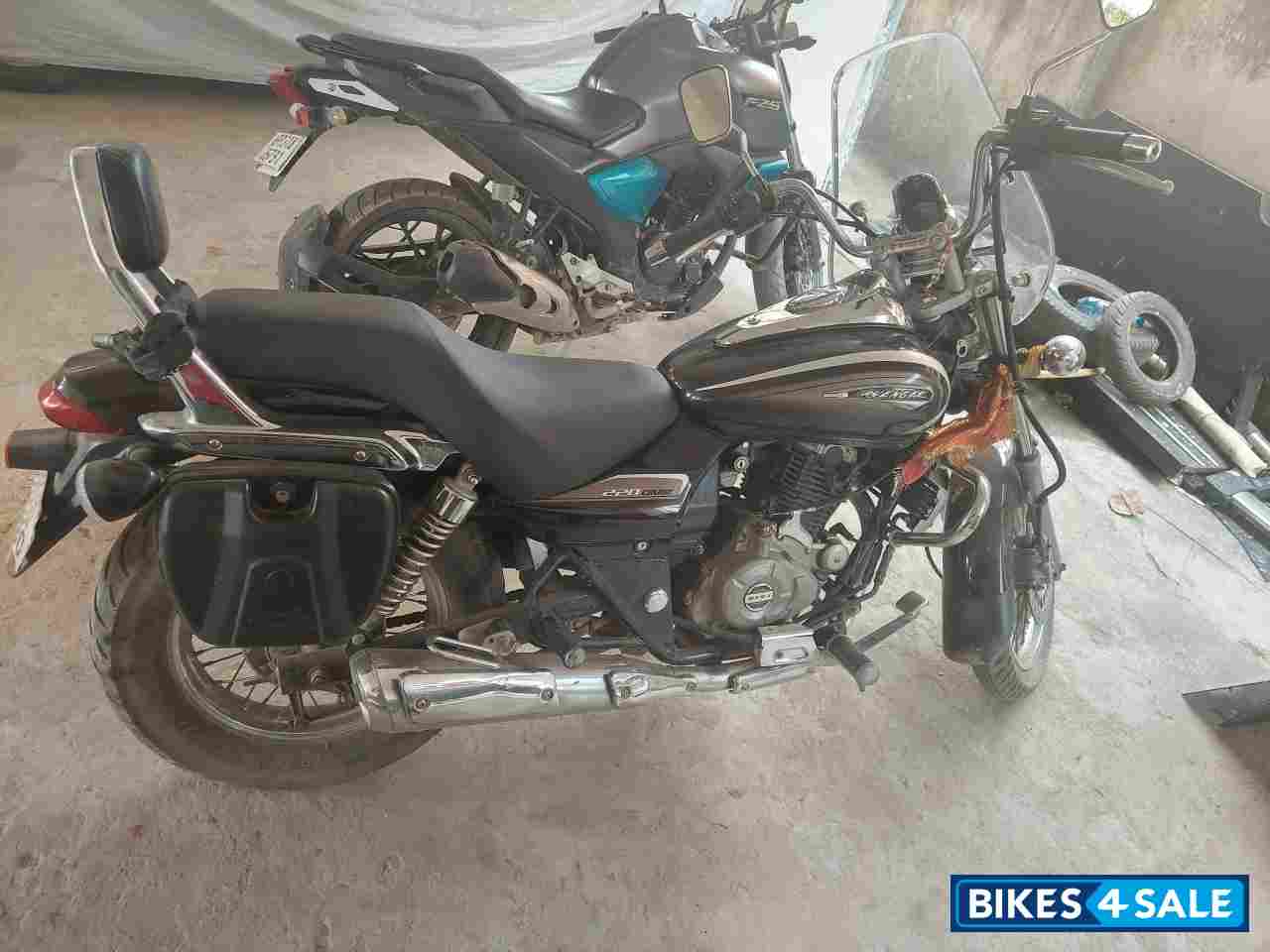 Bajaj Avenger Cruise 220