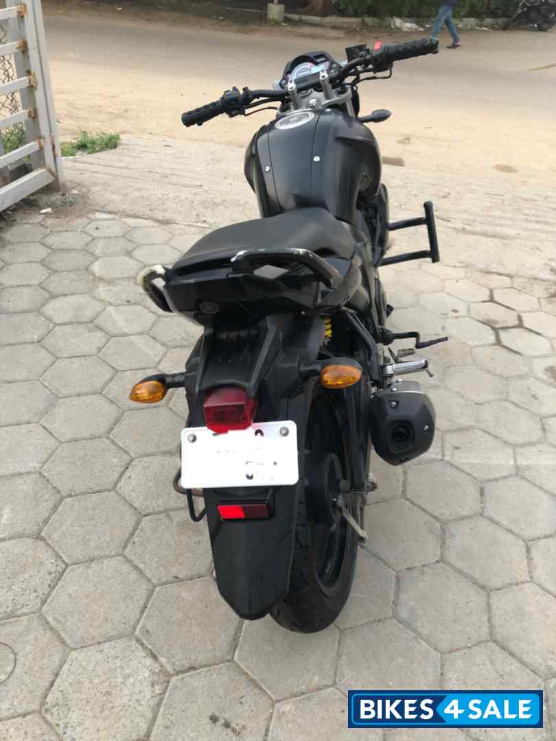 Black Yamaha FZ16