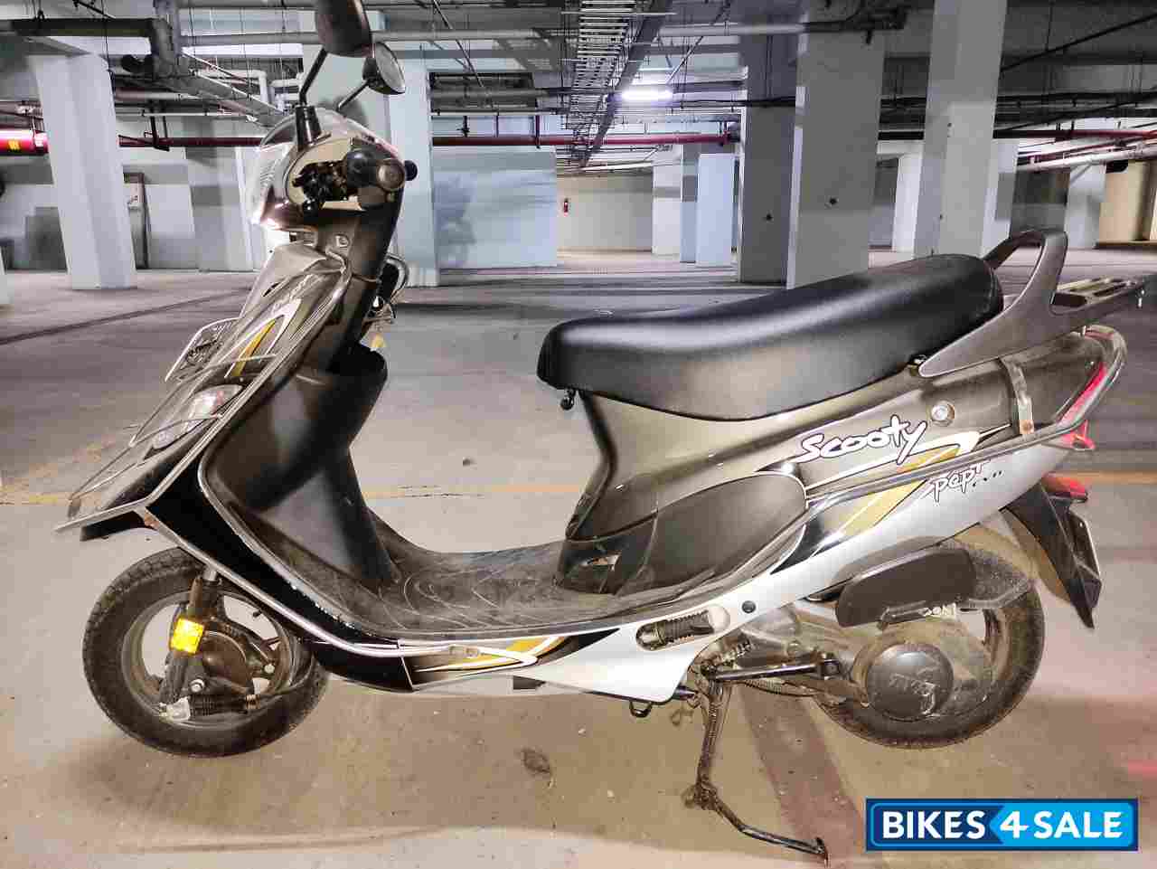 Top Frost Black TVS Scooty Pep Plus BS6