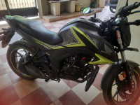 Green Honda CB Hornet 160R