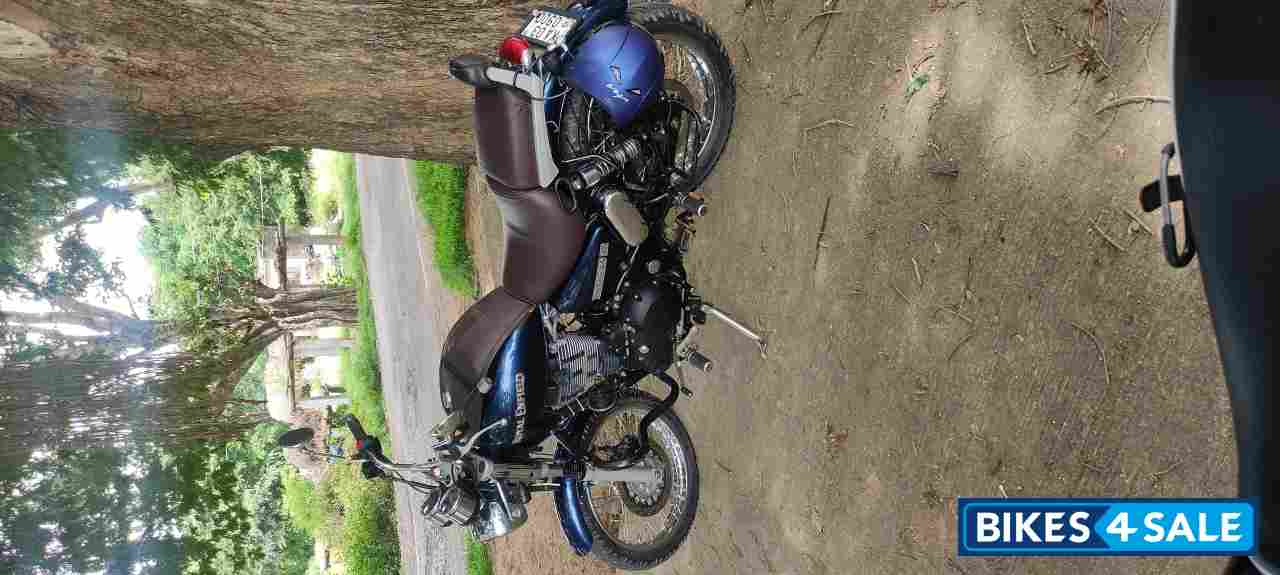 Marine Blue Royal Enfield Thunderbird 350