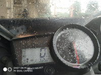 White Yamaha YZF R1S