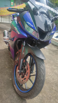 Deep Purplish Blue Yamaha YZF R15 V3