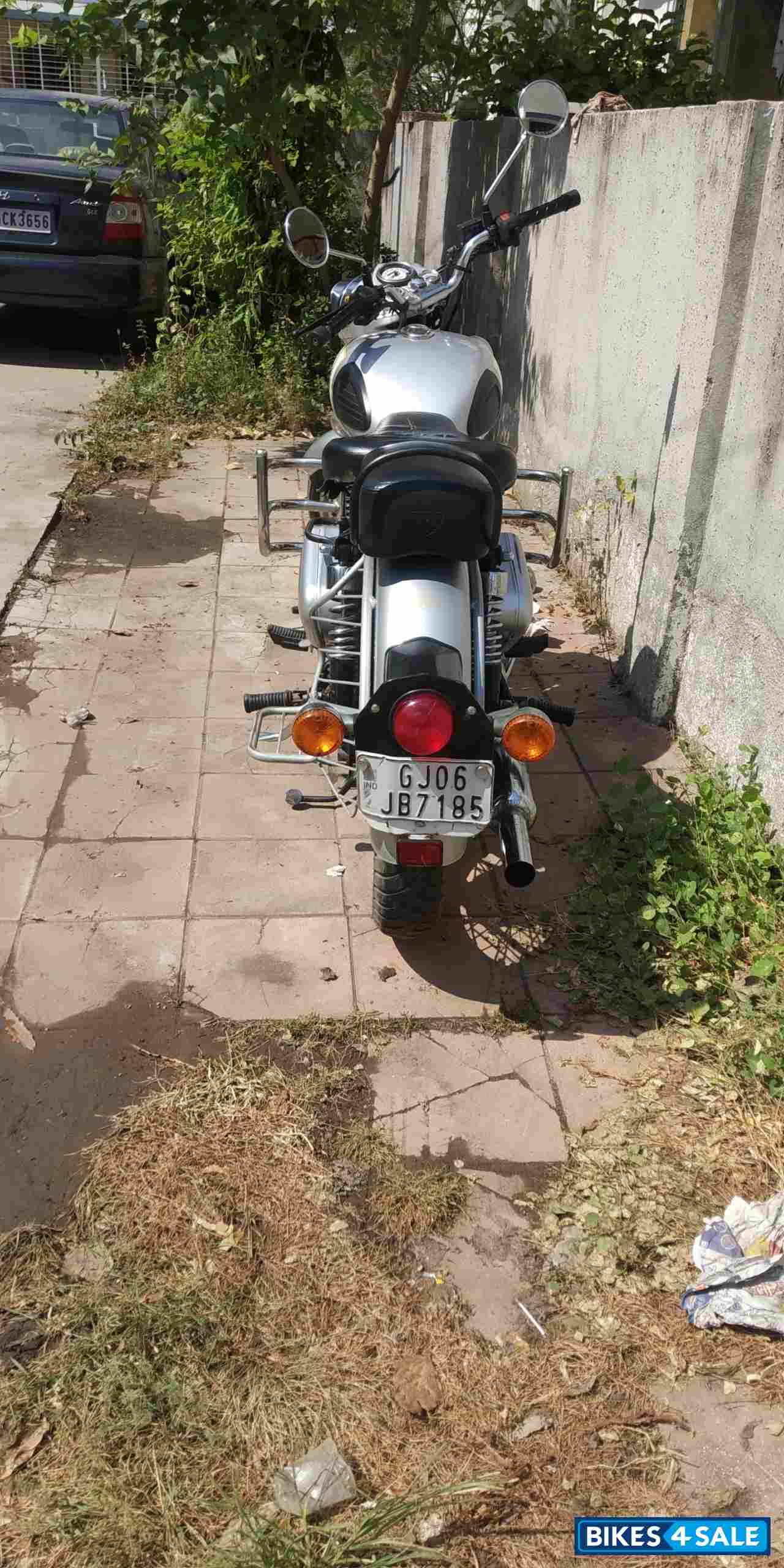 Royal Enfield Classic 350
