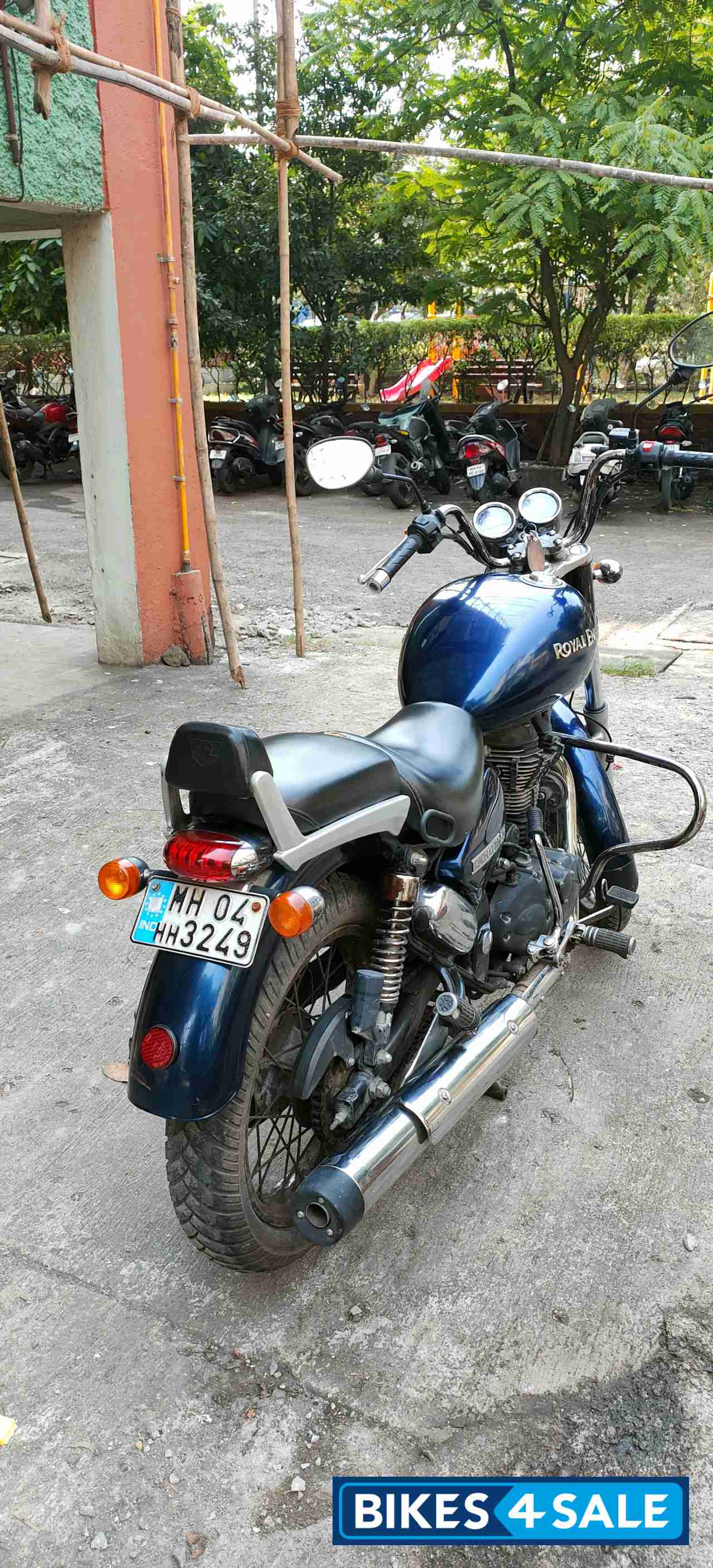 Marine Blue Royal Enfield Thunderbird 350 Marine Blue Royal Enfield Thunderbird 350