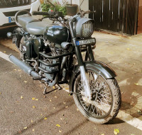 Stealth Black Abs Royal Enfield Classic Stealth Black