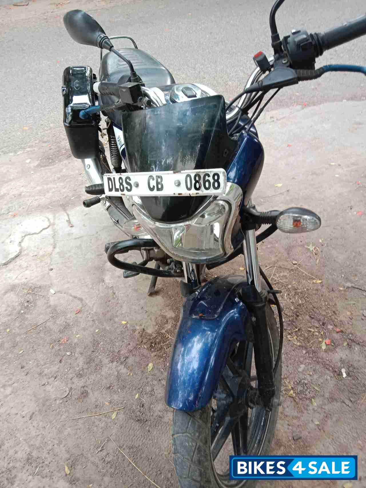Blue White Bajaj V15