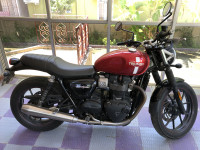 Red Triumph Street Twin