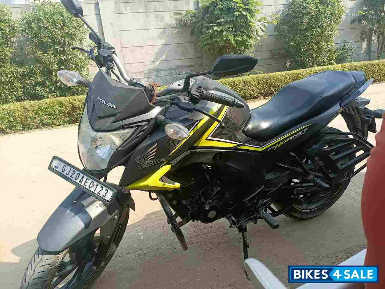 Honda CB Hornet 160R