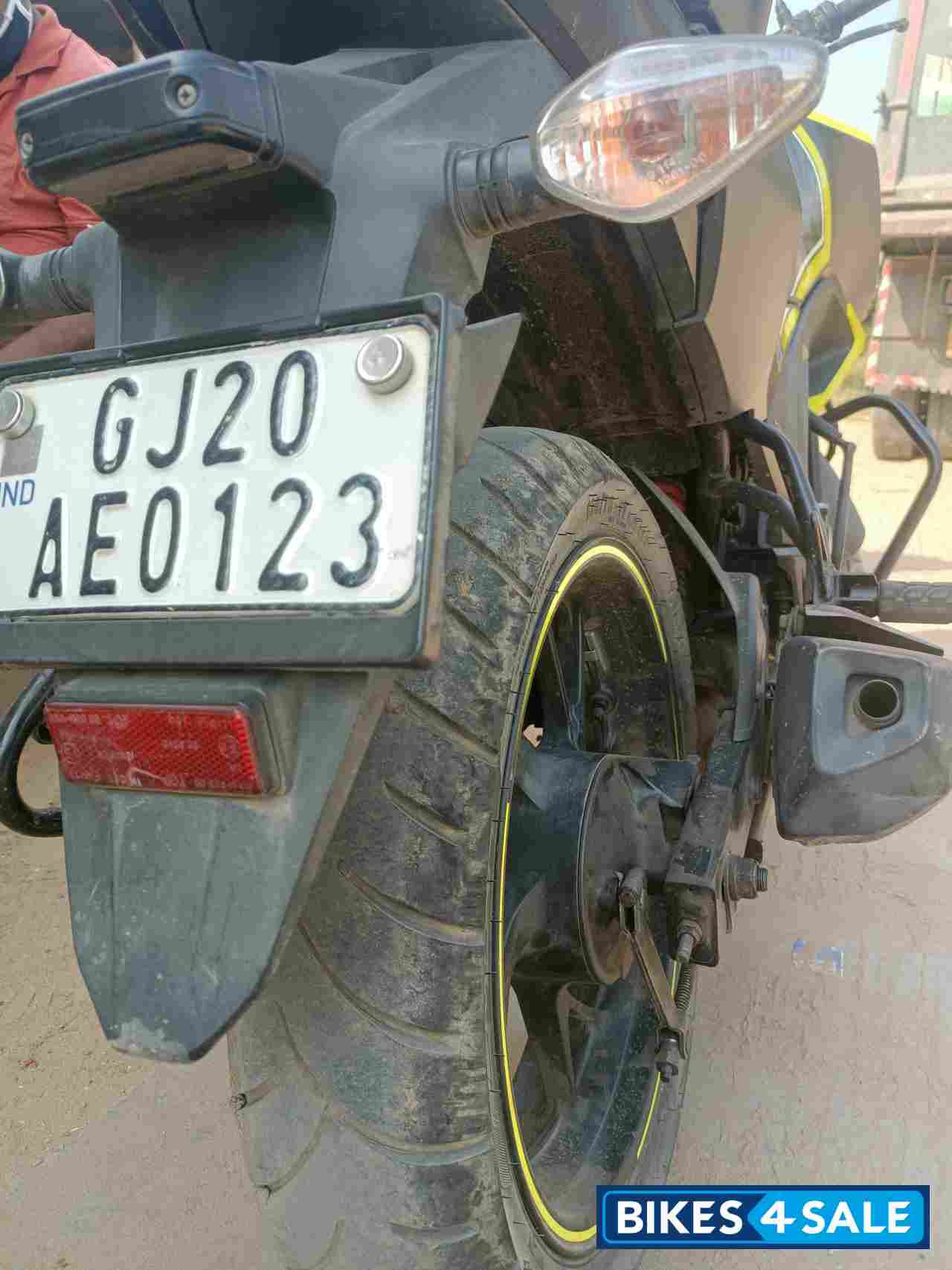 Honda CB Hornet 160R