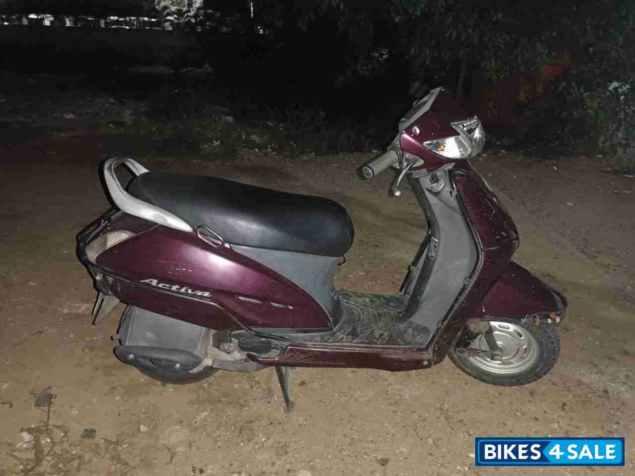 Purple Honda Activa 125