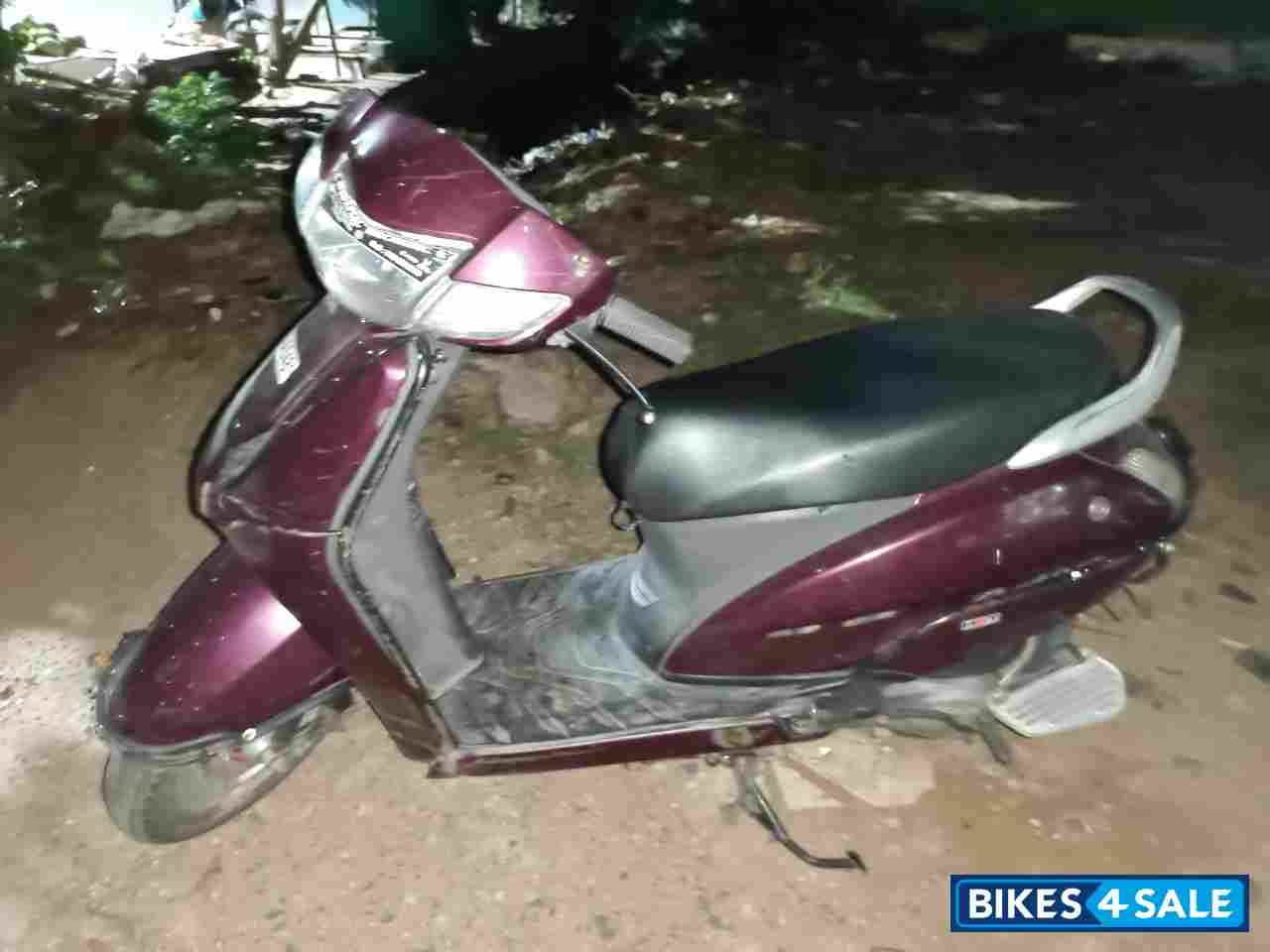 Purple Honda Activa 125