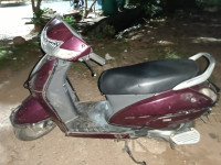 Purple Honda Activa 125