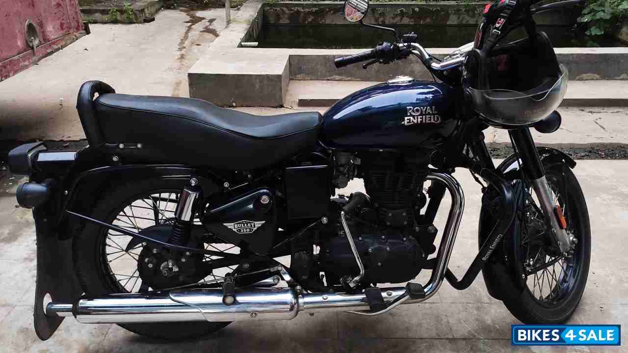 Royal Blue Royal Enfield Bullet 350 ES