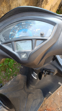 Black Honda Activa 5G