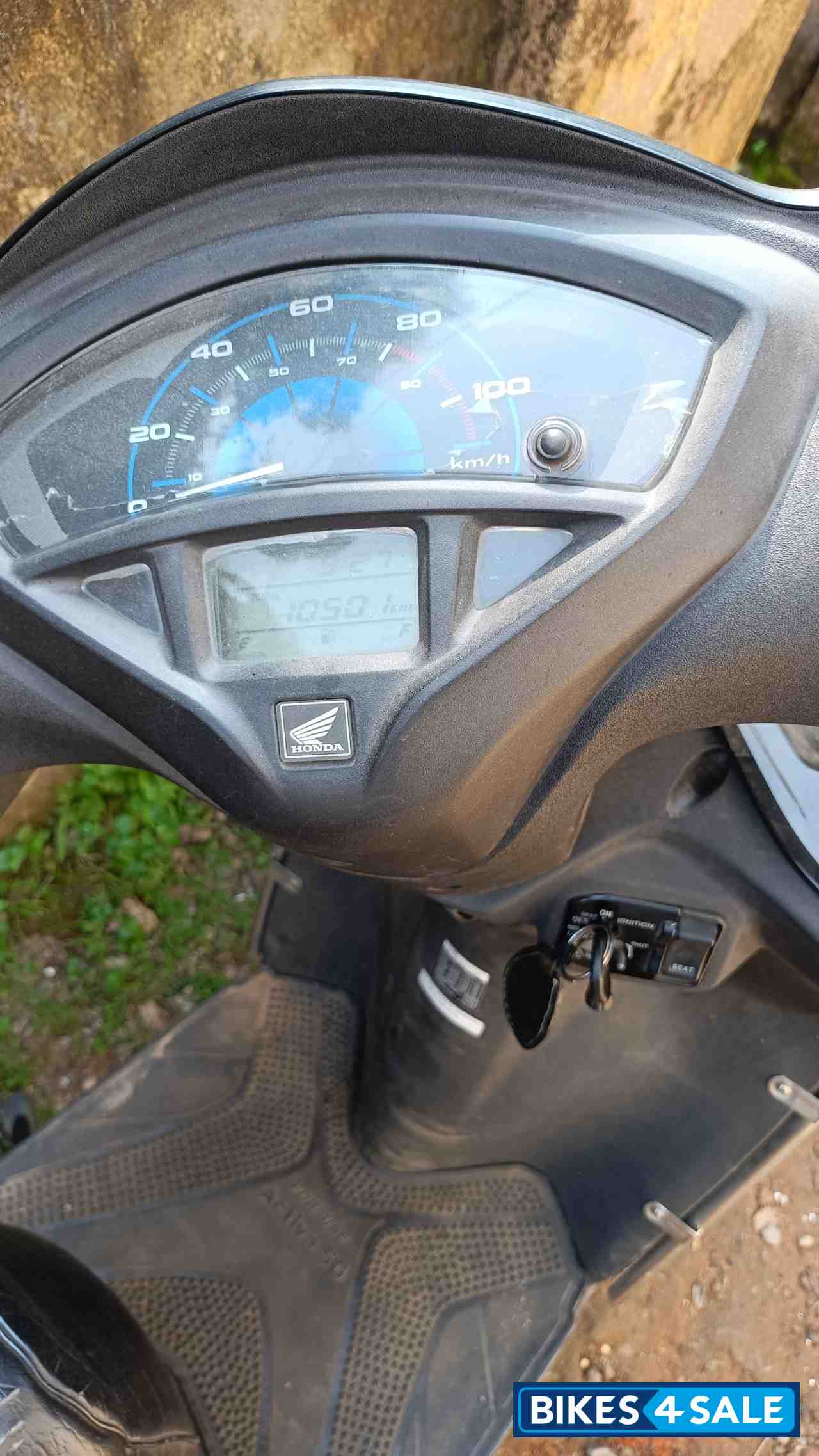 Black Honda Activa 5G