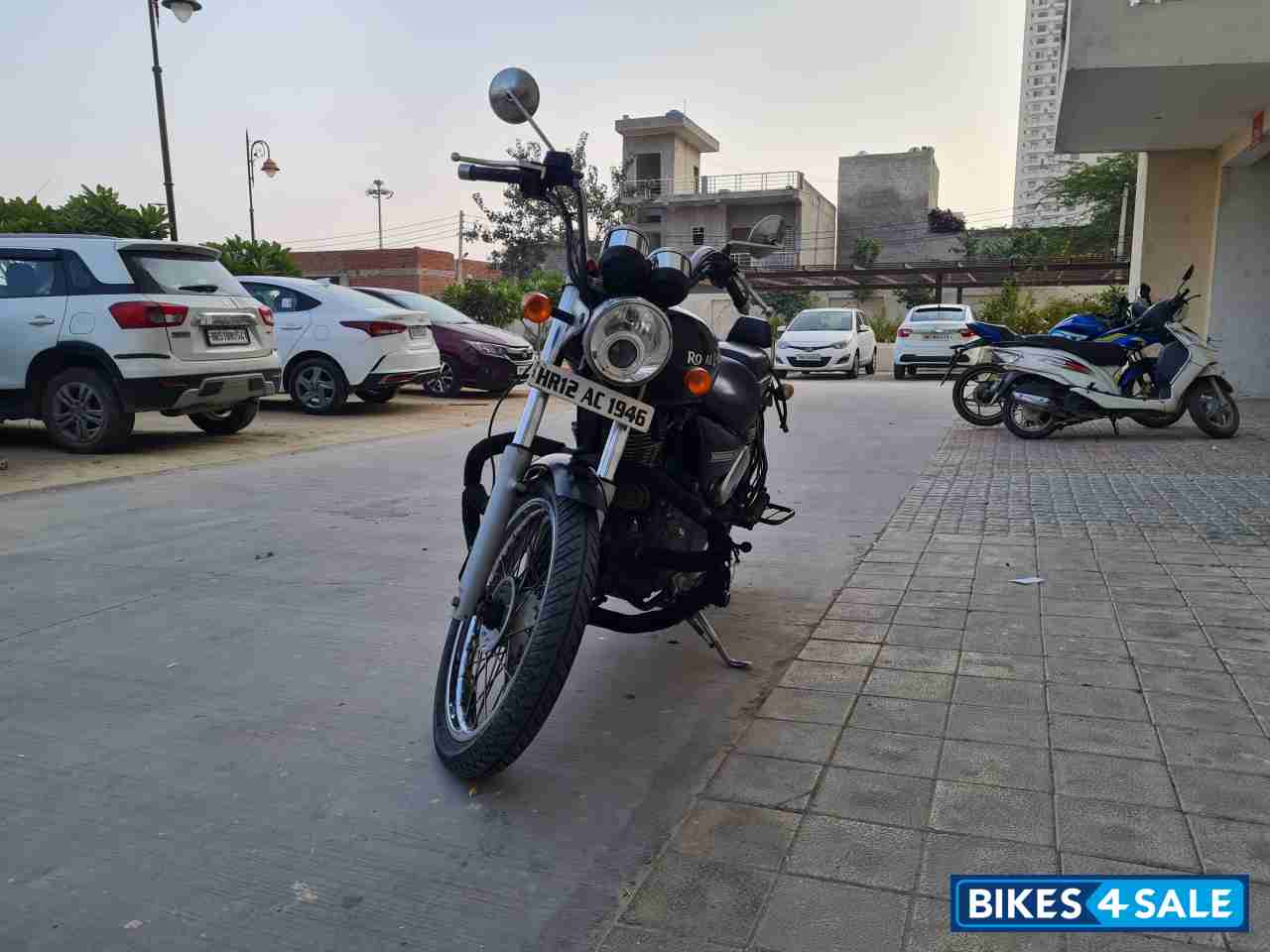 Stone Black Royal Enfield Thunderbird 350