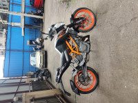 KTM Duke 390