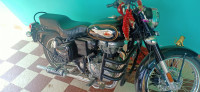 Royal Enfield Bullet 350