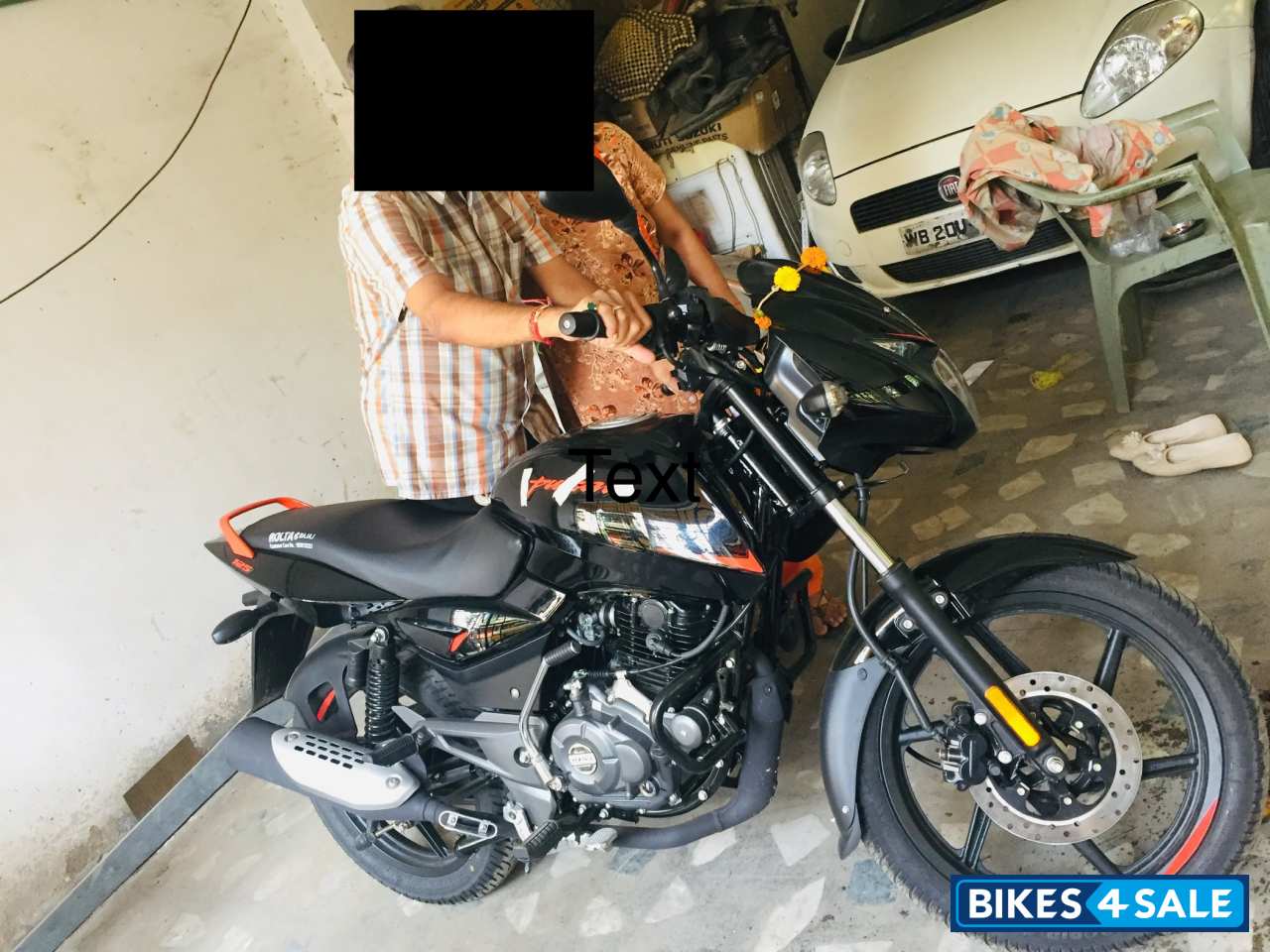 Red Black Bajaj Pulsar 125 Neon Red Black Bajaj Pulsar 125 Neon