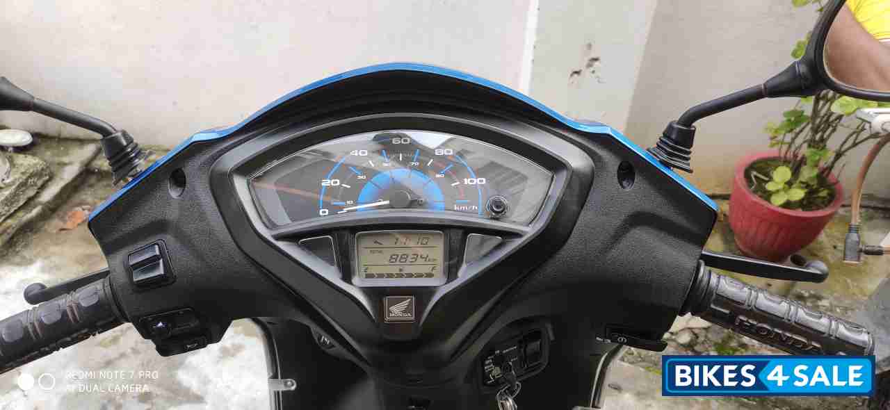 Blue Honda Activa 5G