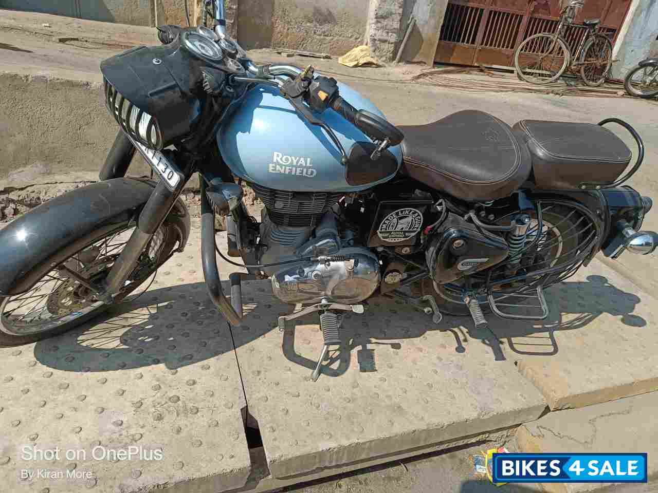 Royal Enfield Classic 350 Redditch Blue