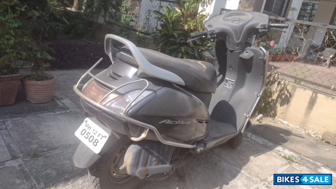 Grey Honda Activa