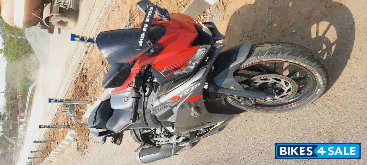 Yamaha YZF R15 V3