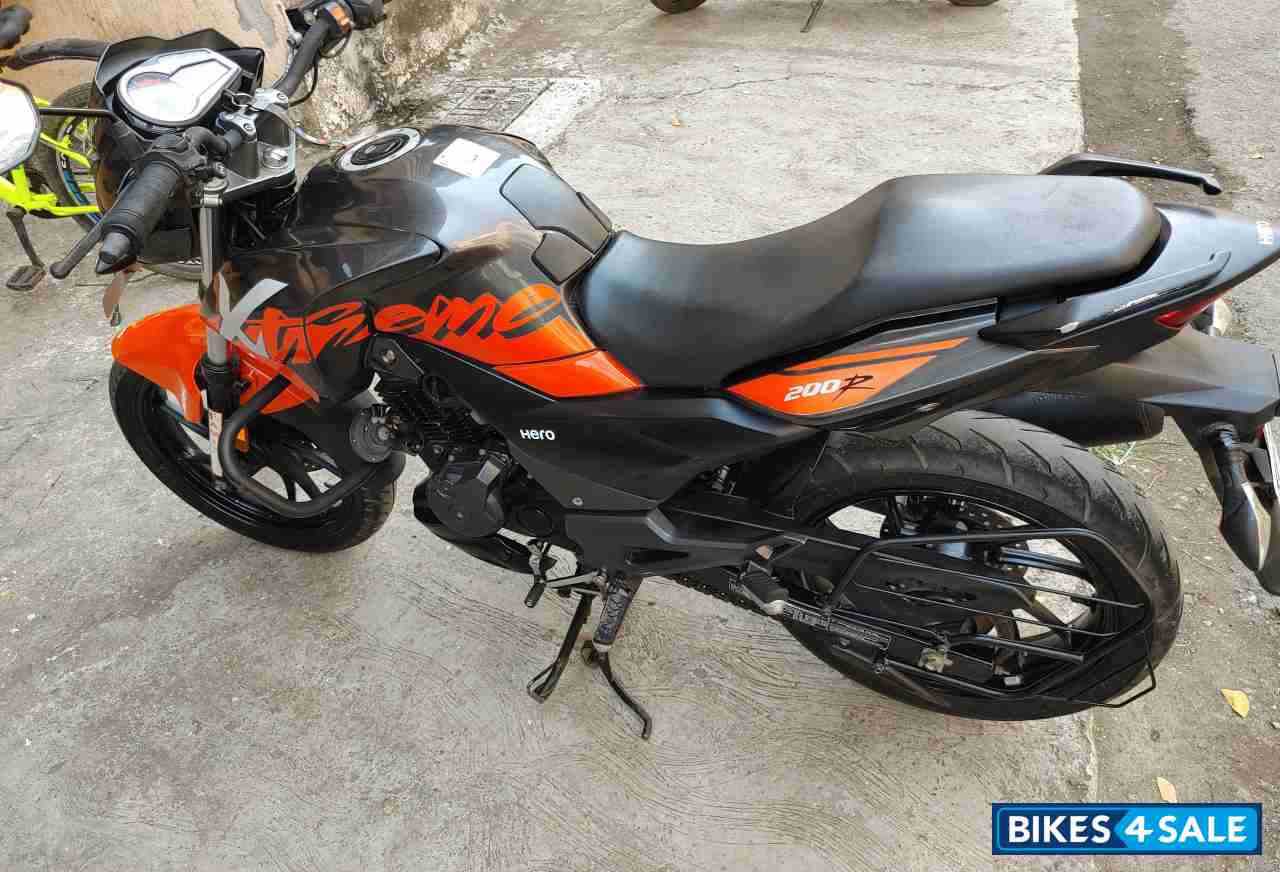 Dual Tone- Orange And Grey Hero Xtreme 200R