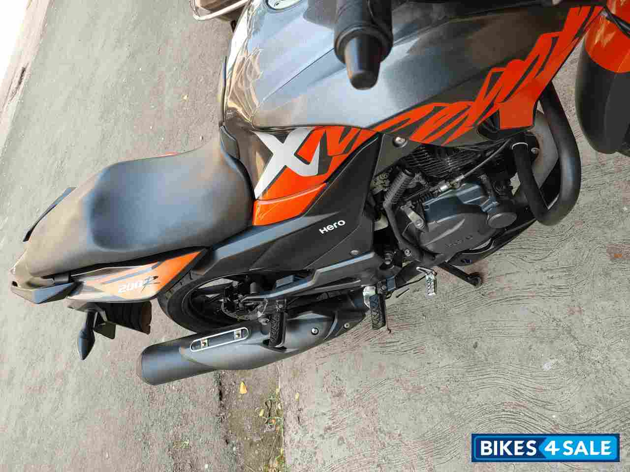 Dual Tone- Orange And Grey Hero Xtreme 200R